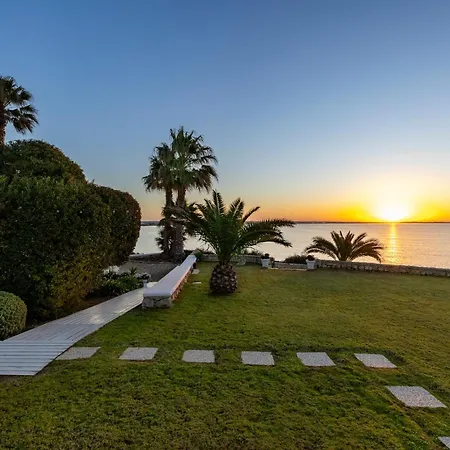 Villa Baia L'aura Accesso Diretto Al Mare